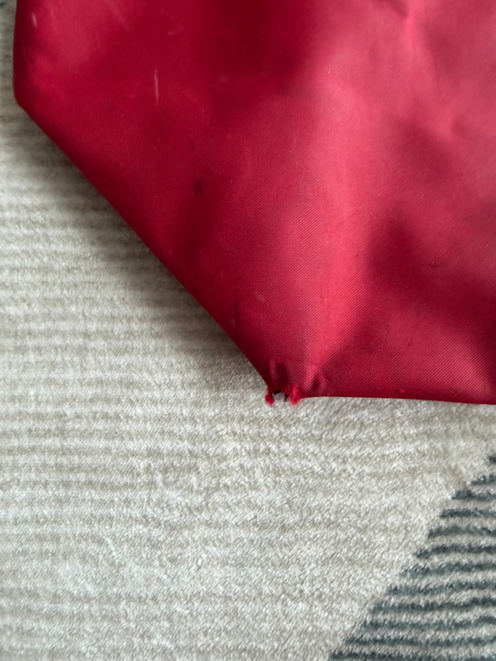 Longchamp Large Nylon Tote Bag Tote Red - Picture 3 of 7